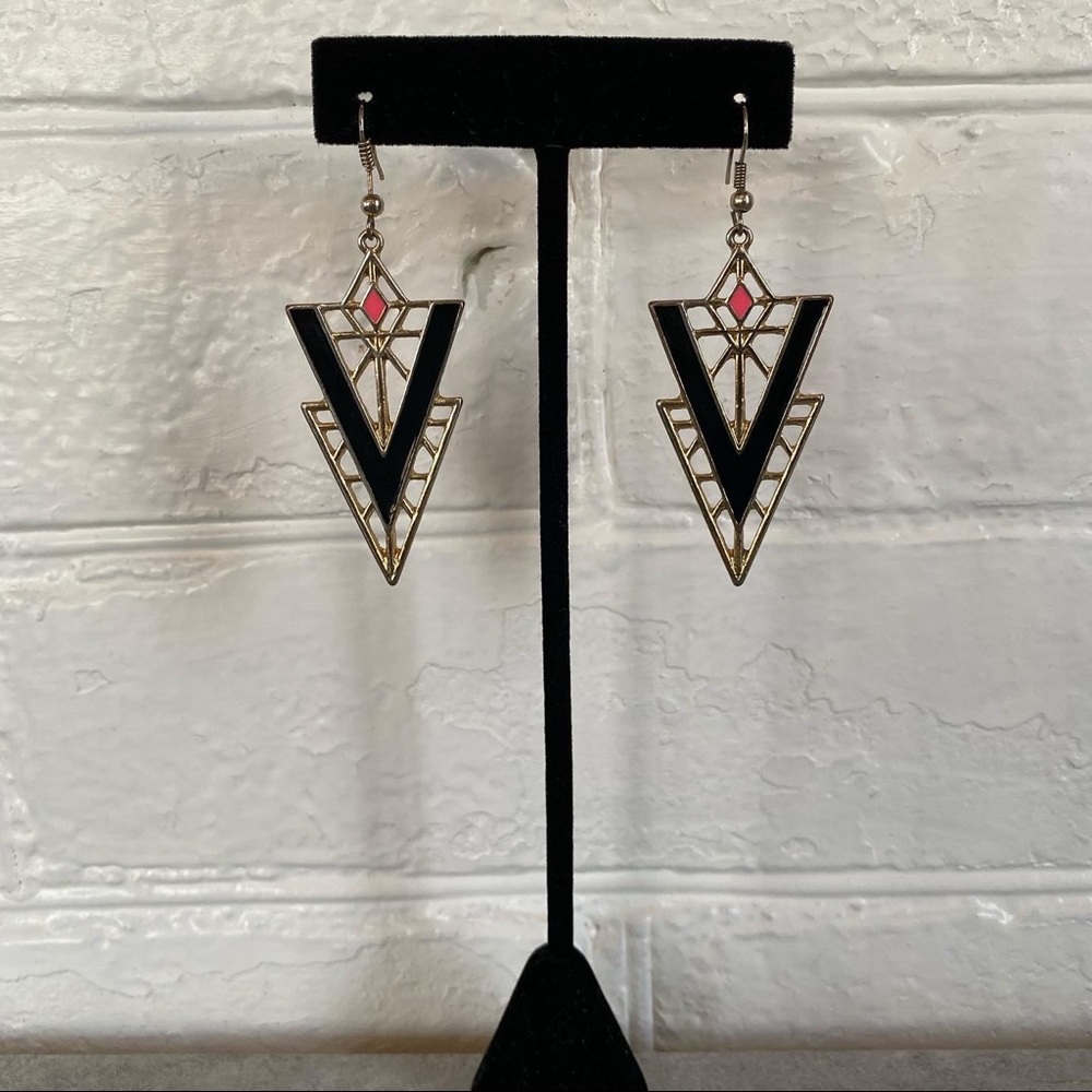 Gold Aztec pattern earrings - Picture 5 of 5